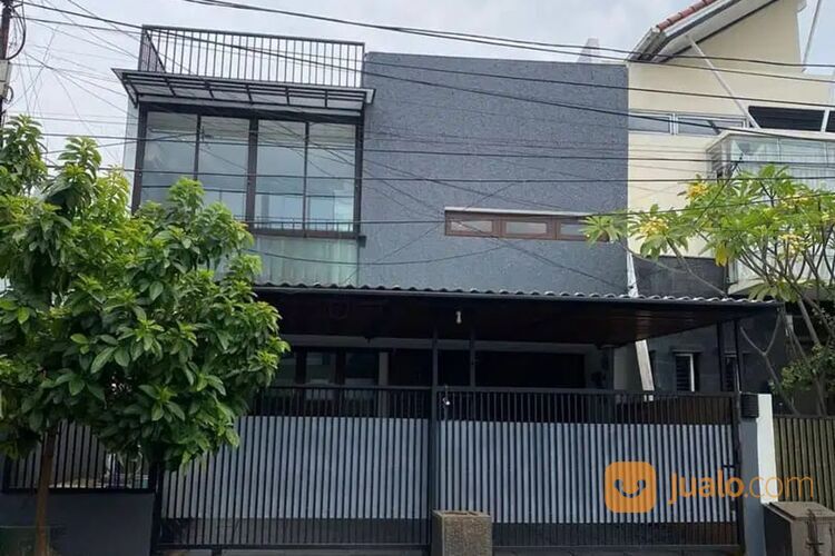 Rumah Bagus Minimalis di Jalan Bona Indah Lebak Bulus
