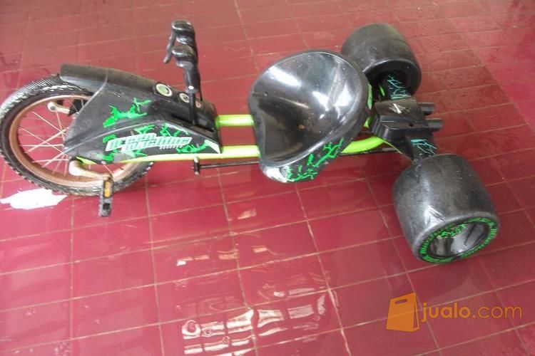  Sepeda  Drift Trike Roda  Tiga  Anak Huffy Green Machine 