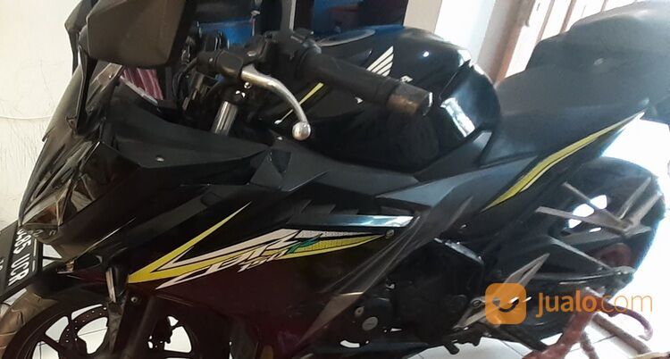 HONDA ALL NEW CBR 150 HITAM TAHUN 2016