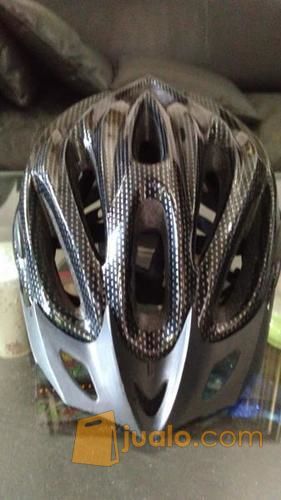  HELM Sepeda Carbon  Merk MEXEL Dkt UI Depok Depok Jualo