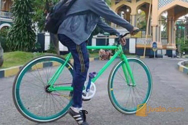  Sepeda fixie warna hijau Kab Medan Jualo