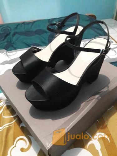 charles and keith wedges