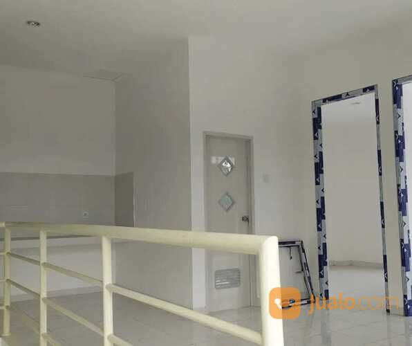 Gudang Kawasan Industri, Luas 568 m², Lokasi Legok, dekat Gading Serpong Tangerang