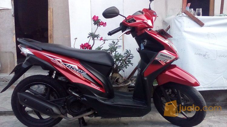  Honda Beat cw FI CBS th 2013 Surabaya Jualo