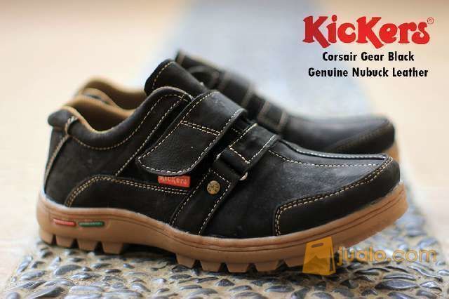 sepatu kickers boots original