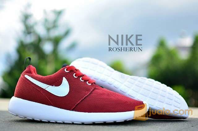 sepatu nike roshe run sneakers