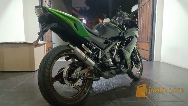 ninja 150rr 2014 hijau menggoda,mesin halus,body mulus,mantap!!