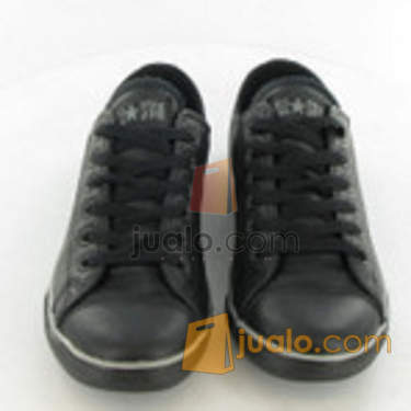 converse original di bandung