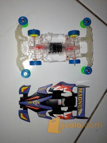 Mobil Tamiya 4WD Auda Super Speed Magnum Dinamo Tengah di Kab. Jombang