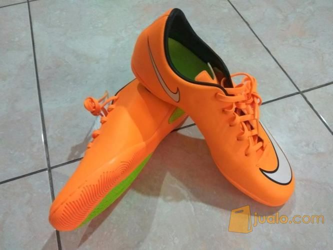 nike mercurial 40