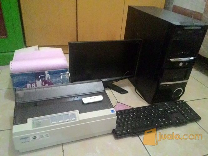 1 set PC monitor Keyboard modem Printer EPSON LX300 