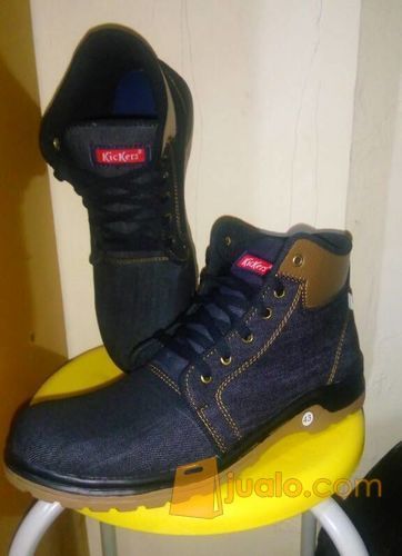 sepatu boots levis original