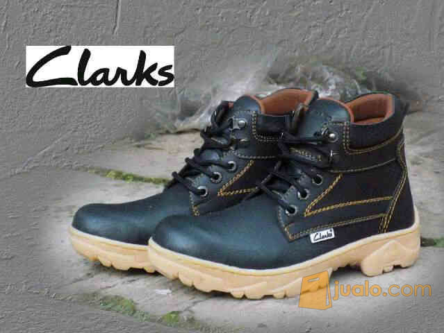 clarks safety boots