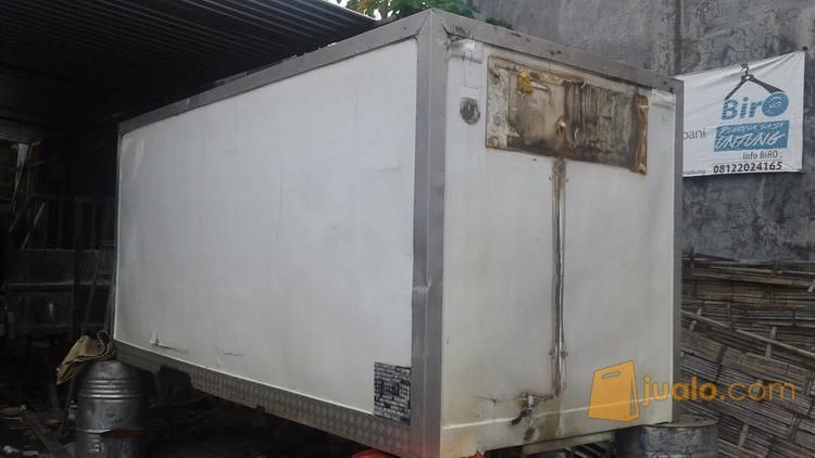 Box Fiberglass Freezer Truk  6 roda atau ban  dobel  Kab 