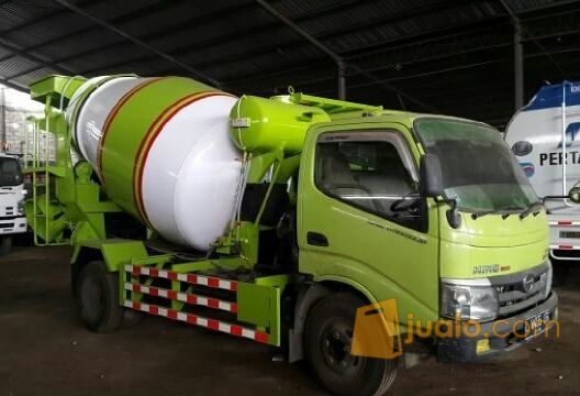 Hino Mixer 3 Kubik Asli Pabrik Surabaya  Jualo