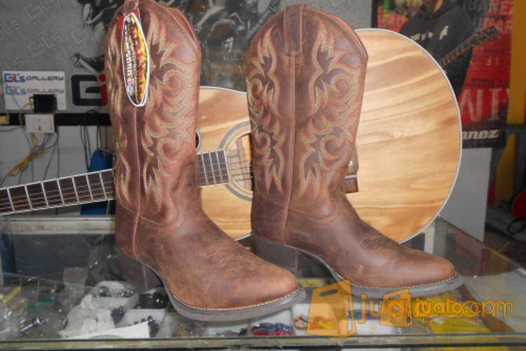 cowboy boots