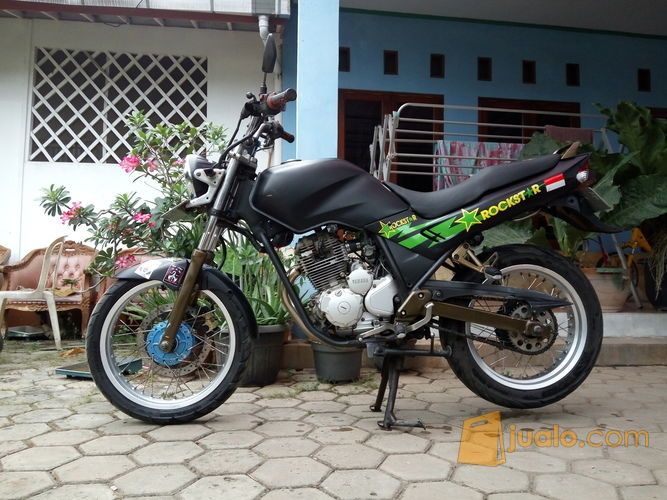 Dijual Motor Yamaha Scorpio Z 2005
