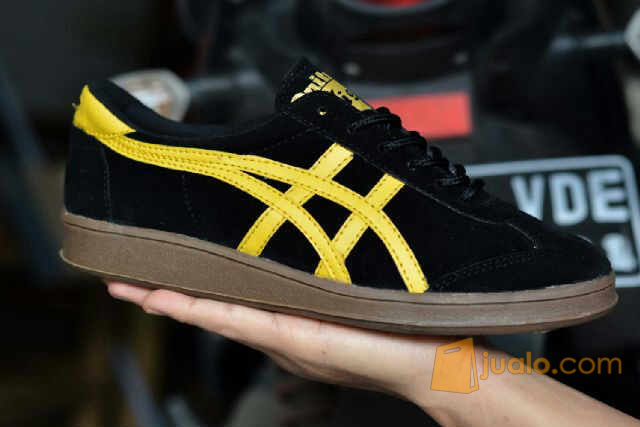 size sepatu onitsuka