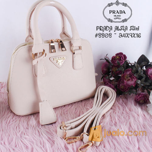 prada alma