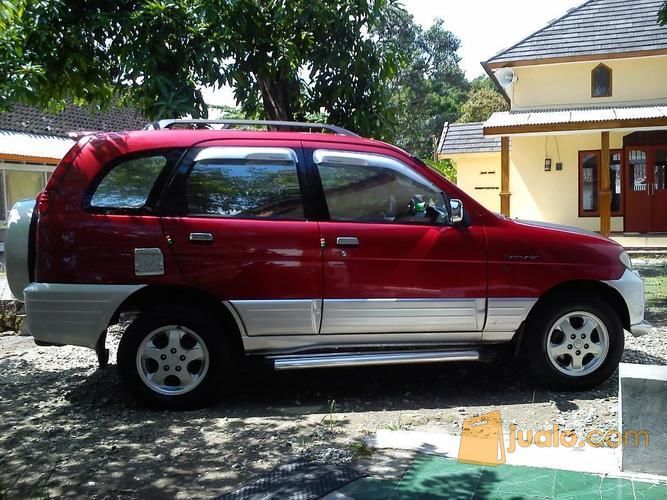 Mobil Bekas Daihatsu Taruna