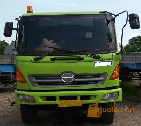 Dijual HINO  LOHAN HEAD TRUCK ENGKEL  2009 2010 Jakarta 