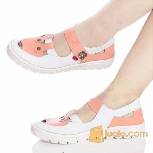 Sandal Kickers Wanita White Pink 