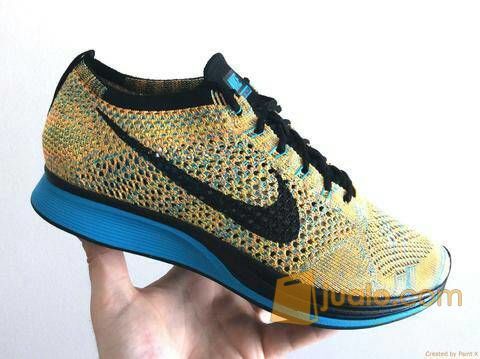 flyknit racer men