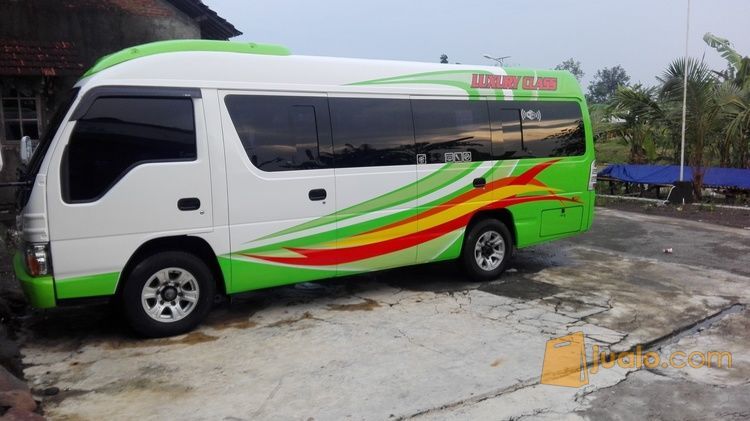 isuzu elf long adi putro