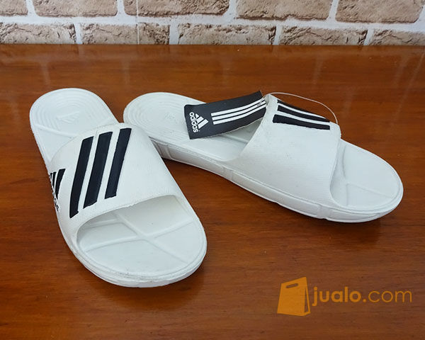 adidas sandal gunung