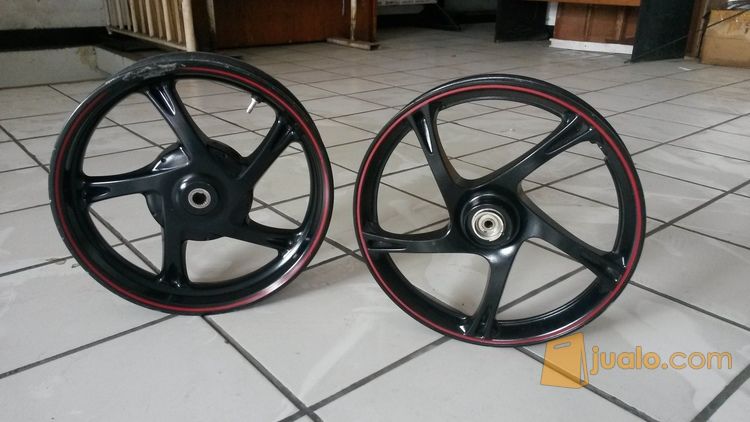  velg  set depan belakang copotan X Ride ORI Surabaya  Jualo