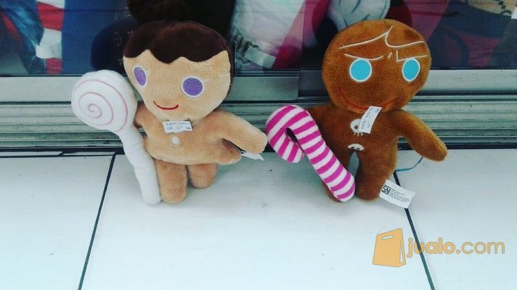 Boneka mainan  bayi anak  karakter tokoh game 