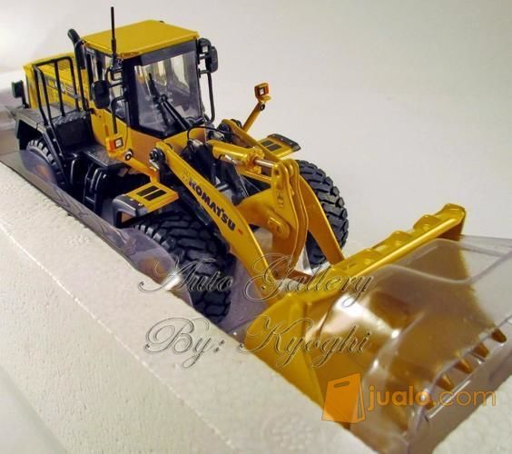 Diecast Komatsu WA470 Wheel Loader, Skala 1 / 50