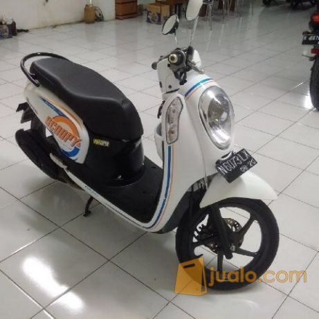 Di motor  Scoopy  F1 Remote 2015 lengkap mulus Malang  