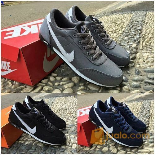 sepatu nike md runner