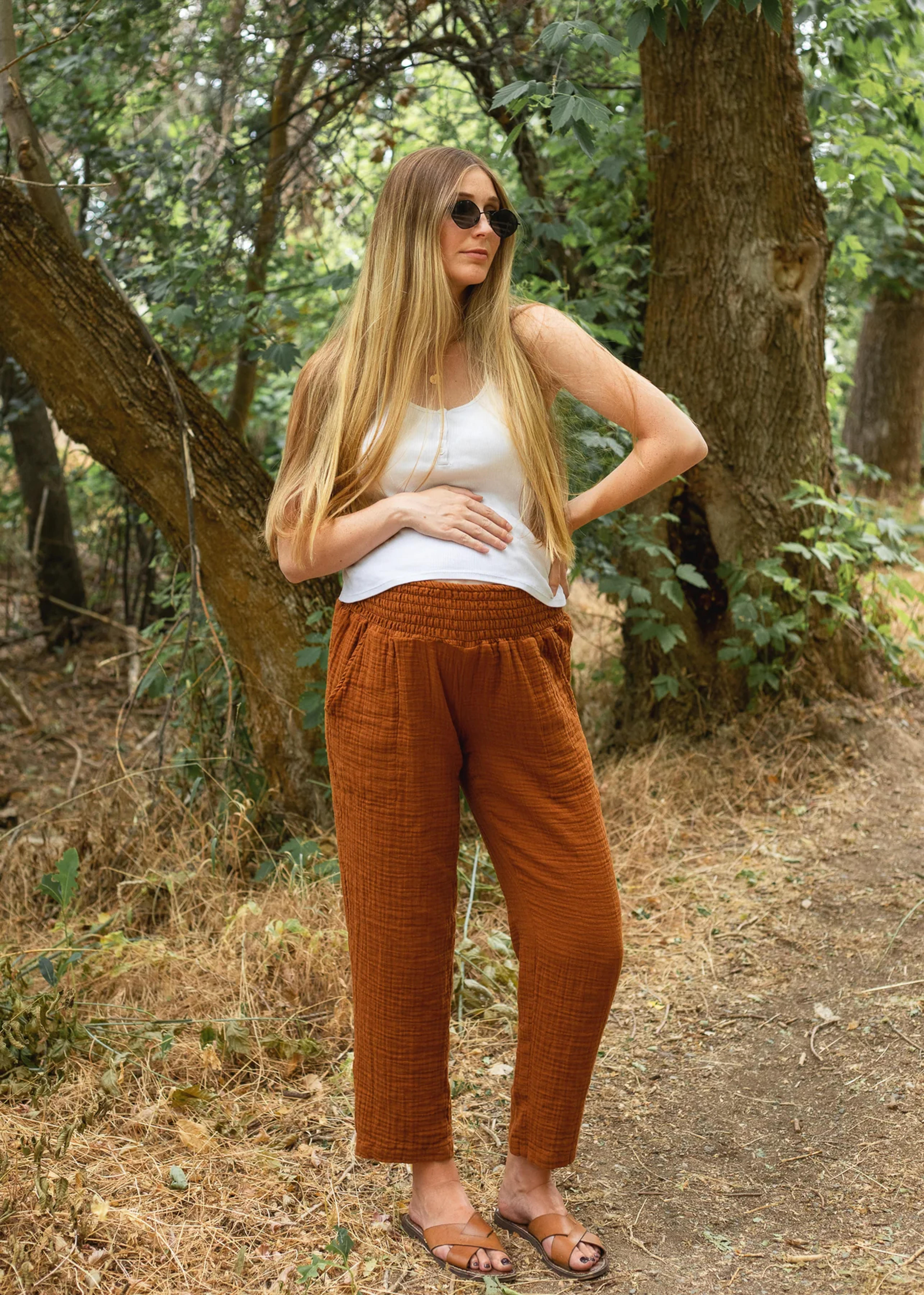 Smocked Linen Pant in Olive XS-3XL | Everyday Maternity Pants | EMME