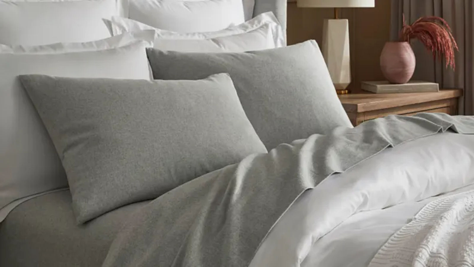 Boll & Branch Flannel Solid Sheet Set