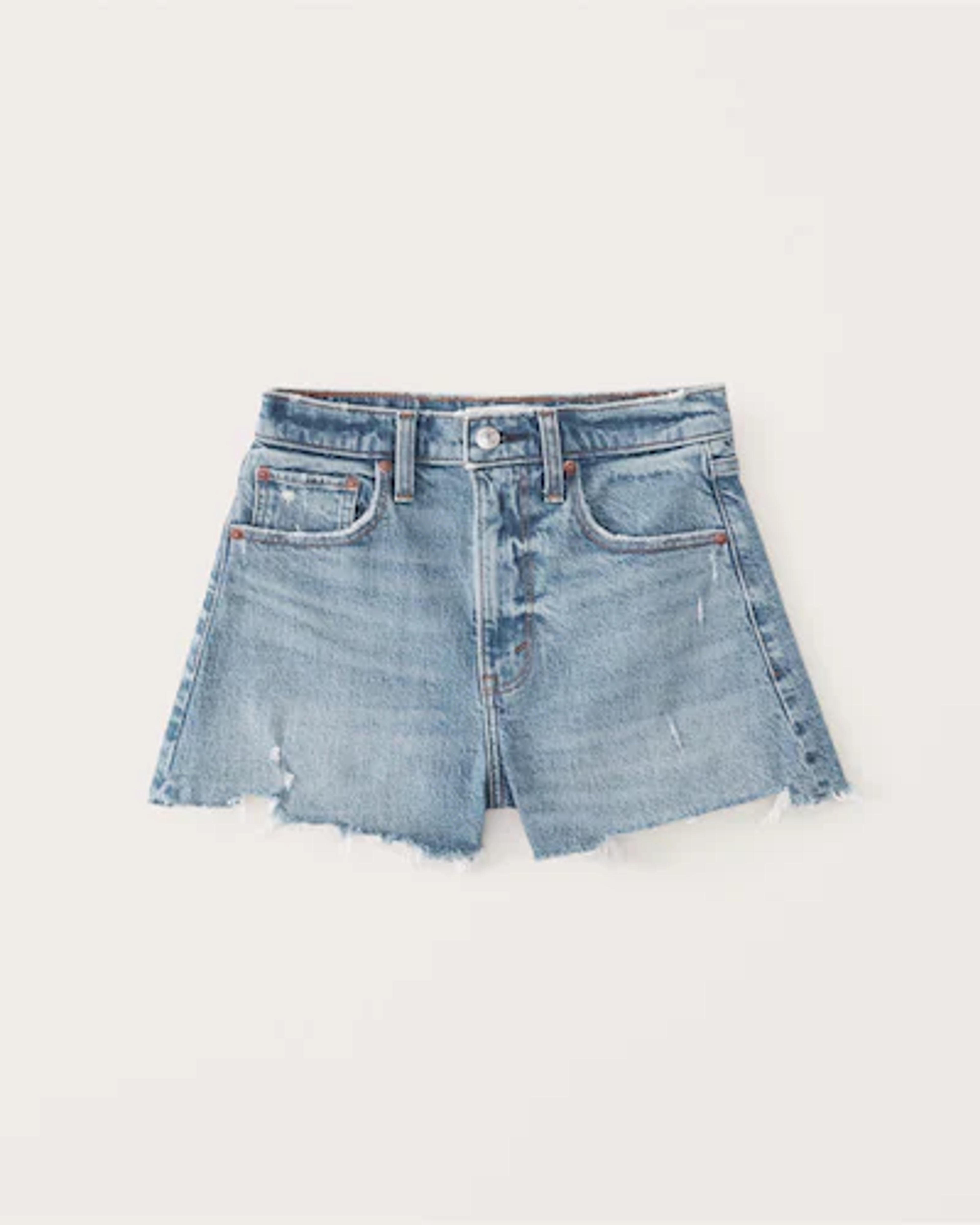 90s High Rise Cutoff Shorts, LIGHT MEDIUM RIPPED WASH