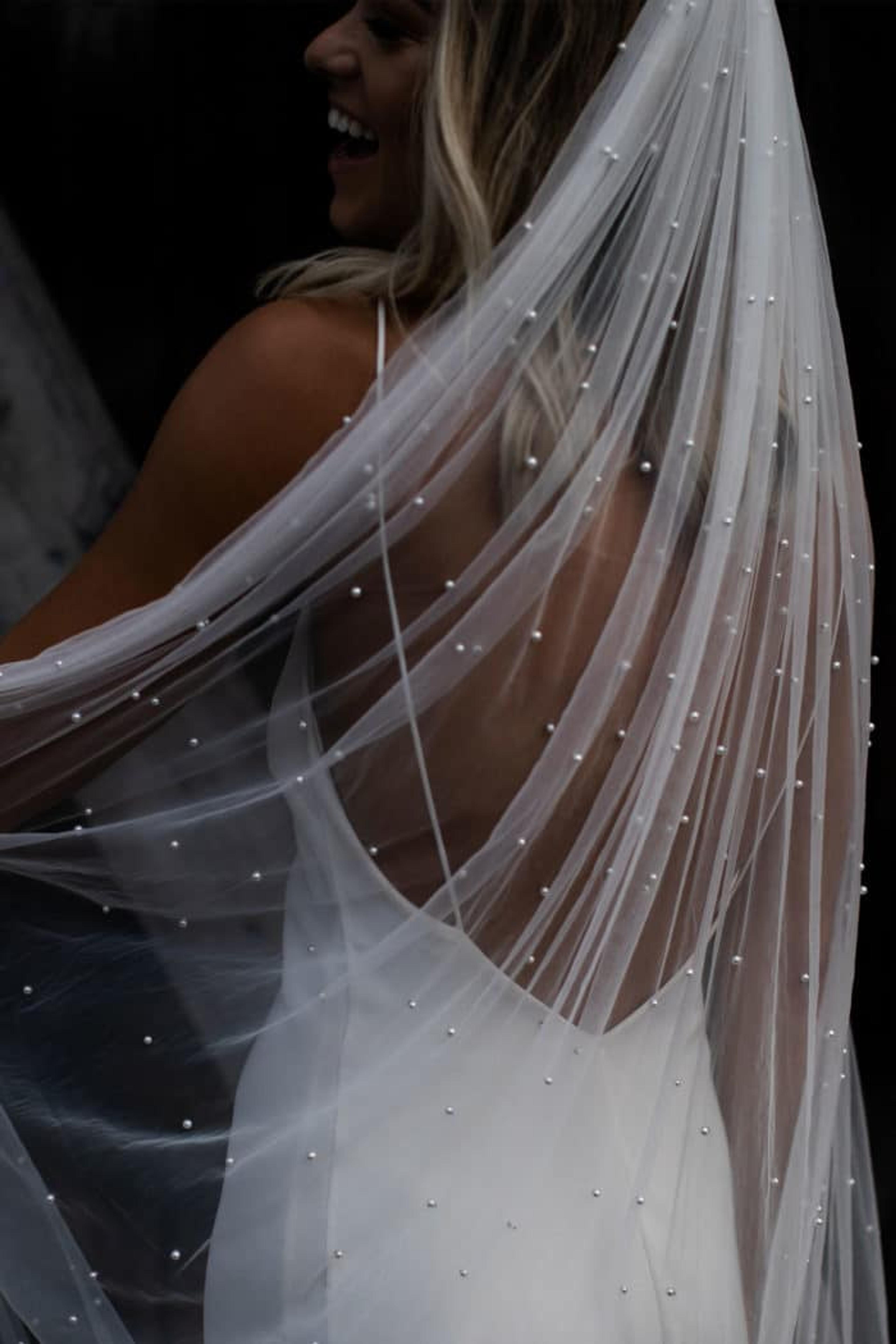 Pearly Long Veil | Bridal Veil with Pearls