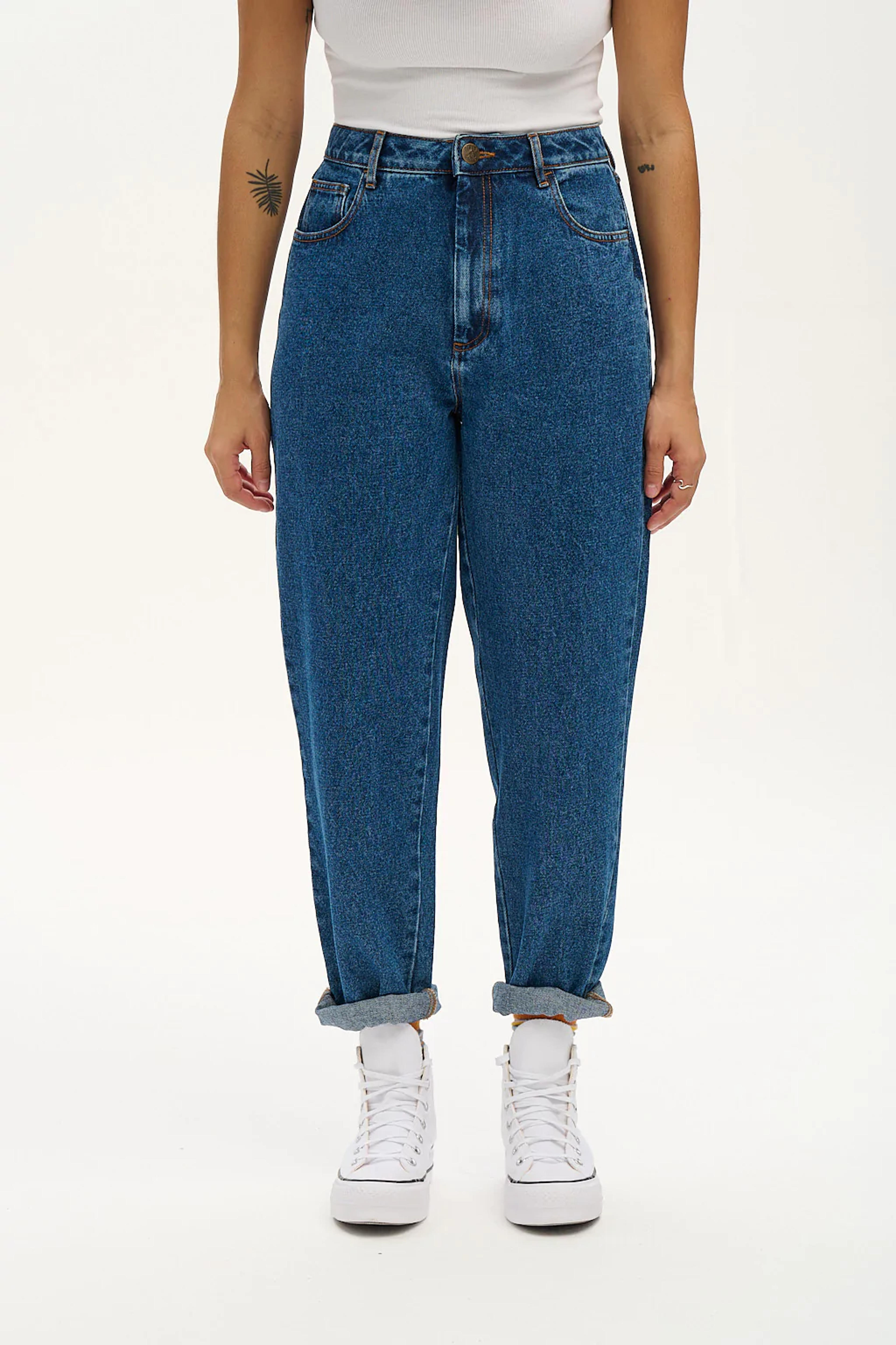 Dana Mom Jeans: ORGANIC DENIM - Mid Wash Blue – Lucy & Yak