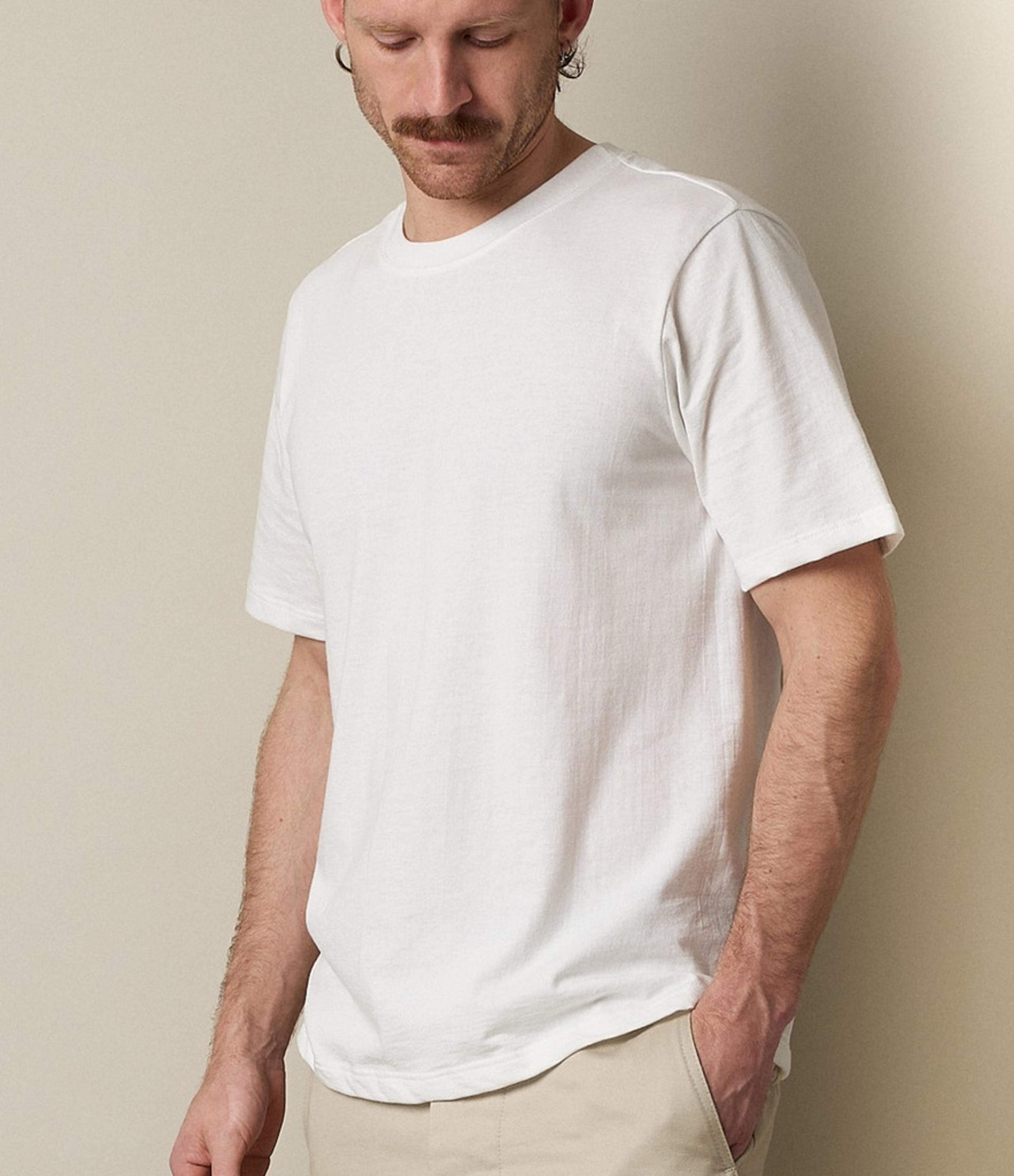 men’s loopwheeled T-shirt, 5,5oz, relaxed fit | Merz b. Schwanen