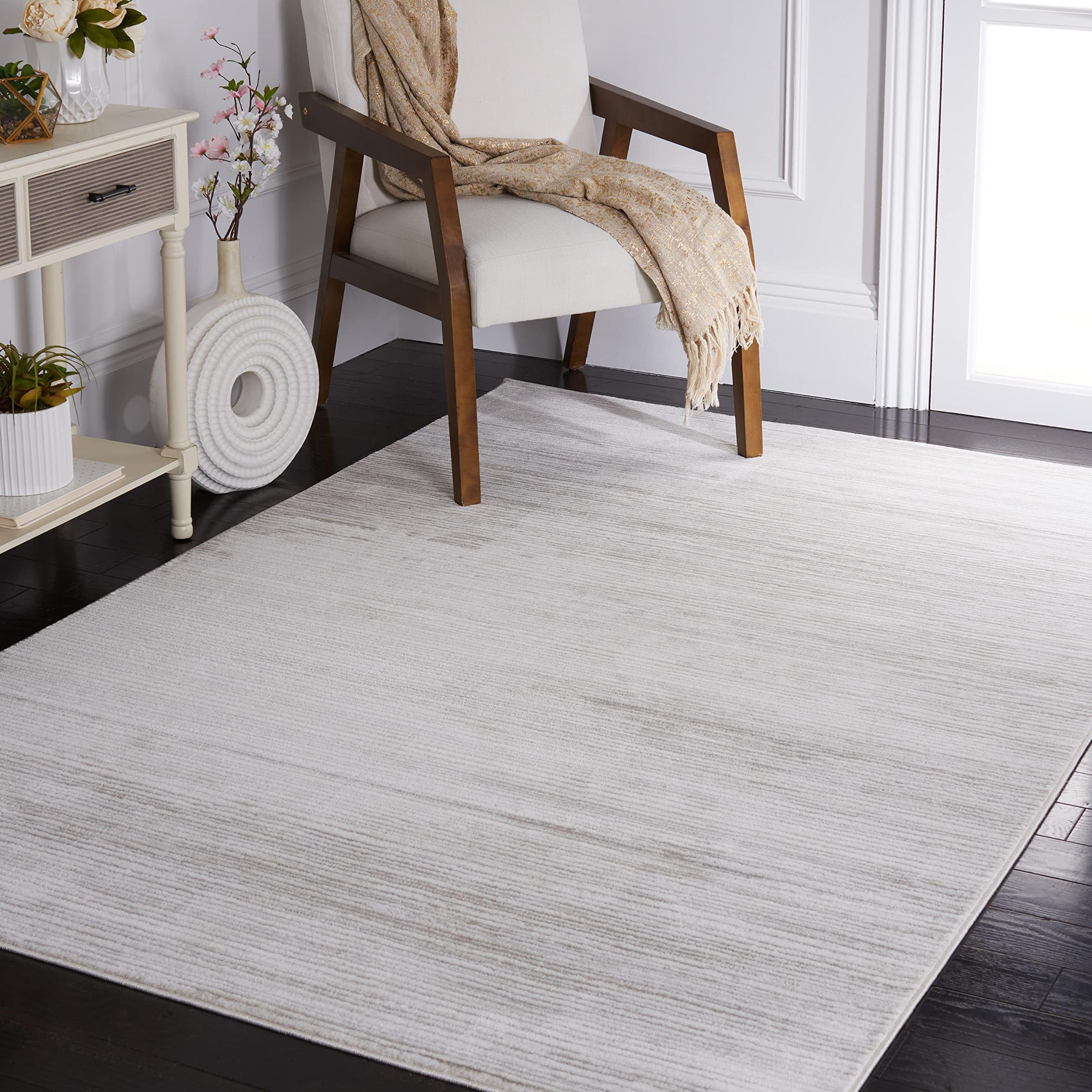 Amazon.com: SAFAVIEH Vision Collection 5 feet 1 inch x 7 feet 6 inch Ivory Grey / - VSN606K Modern Ombre Tonal Chic Non-Shedding Living Room Dining Bedroom Area Rug : Home & Kitchen