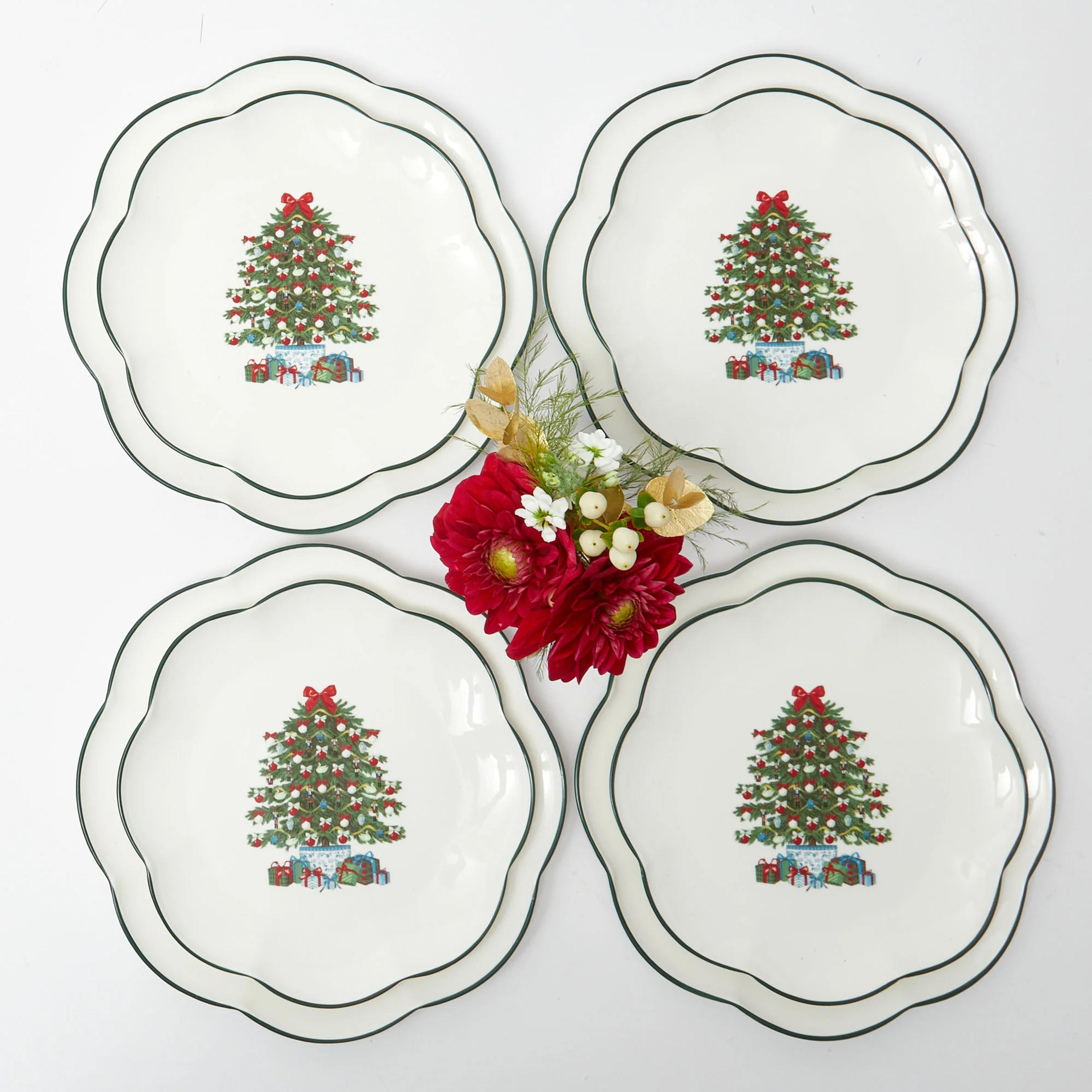 Mrs. Alice Christmas Tree Dinner & Starter Plates (Set of 8)