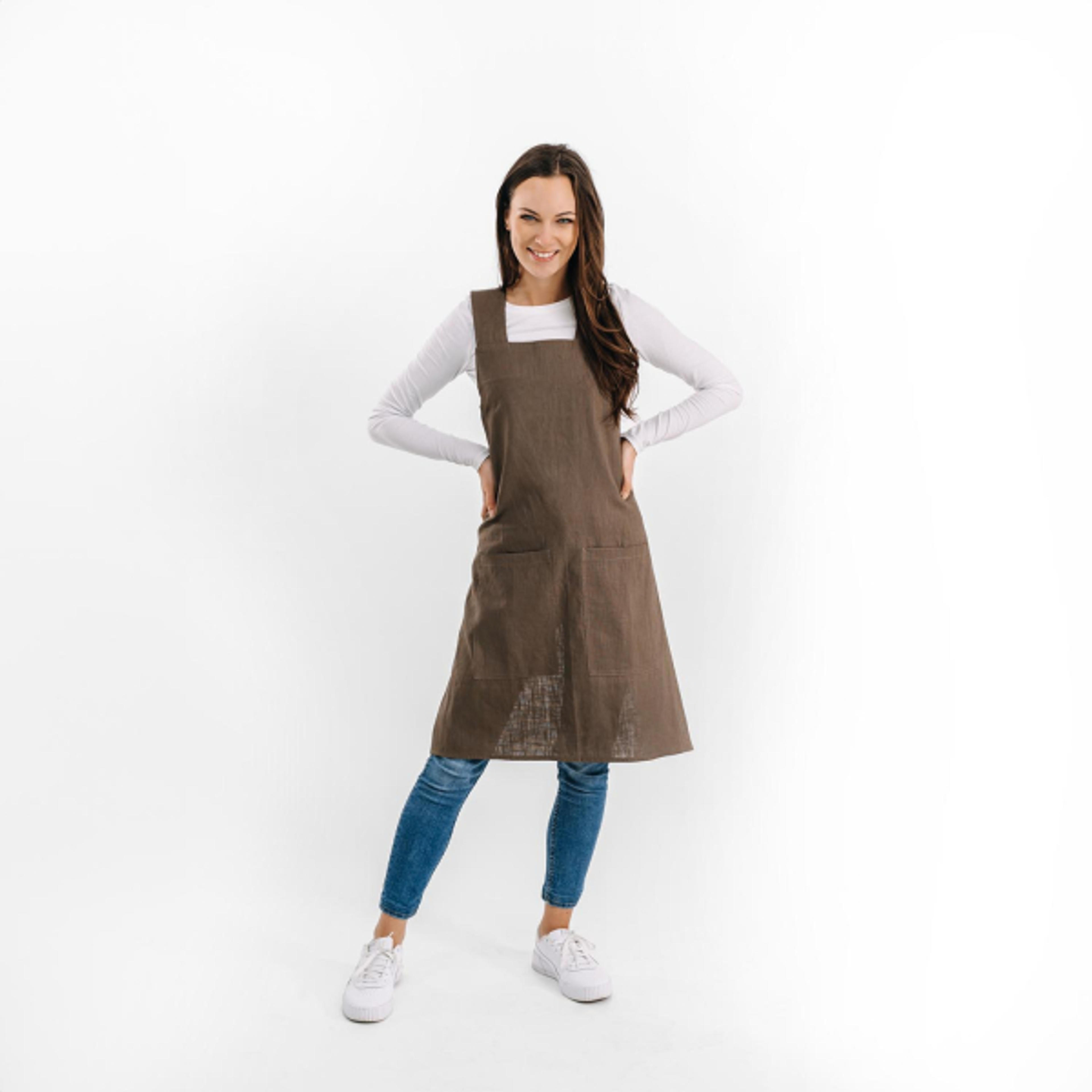 enzyme washed coffee brown linen crossback apron | Vondrak design