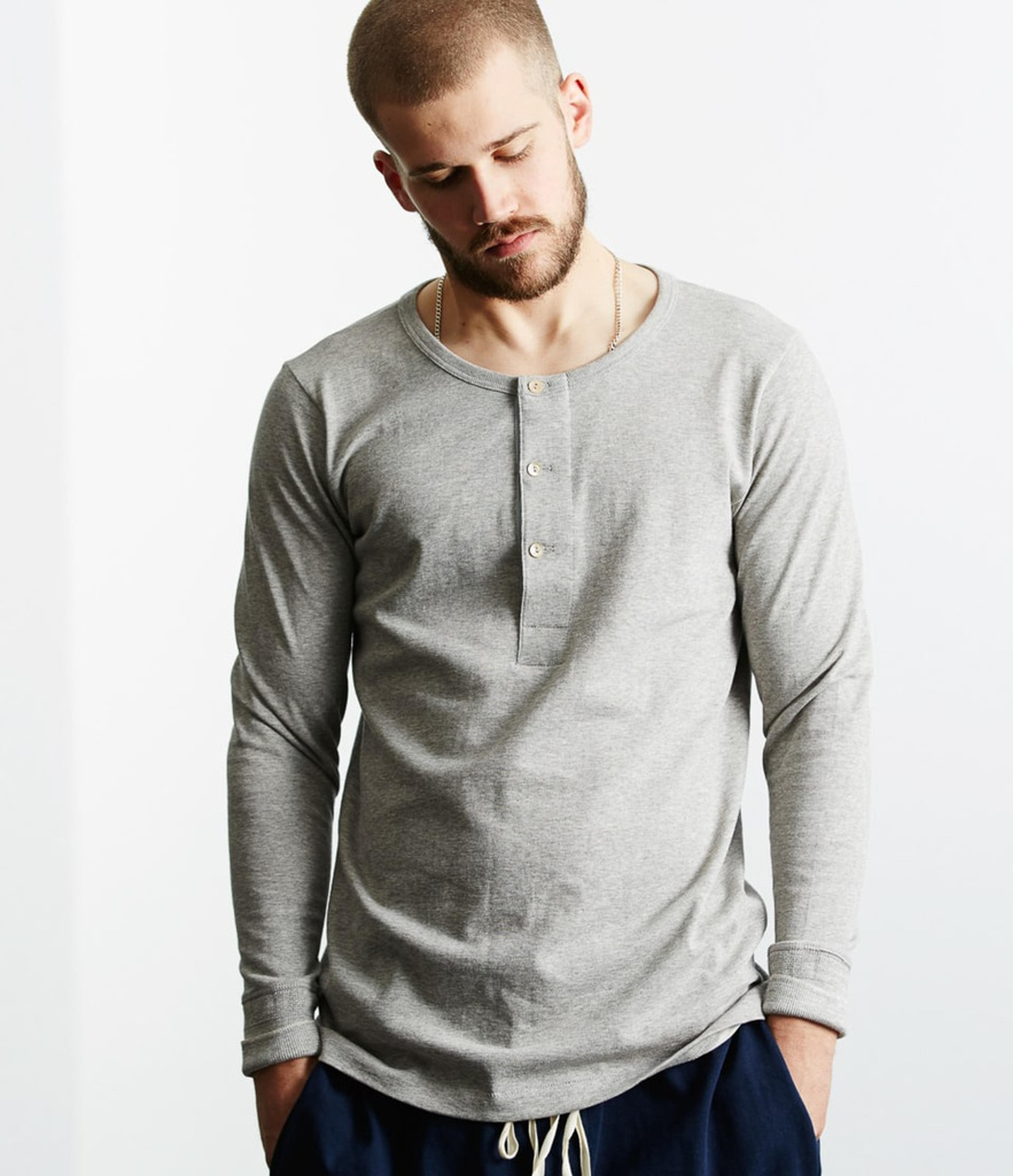 men’s loopwheeled henley, 8,6oz, classic fit | Merz b. Schwanen