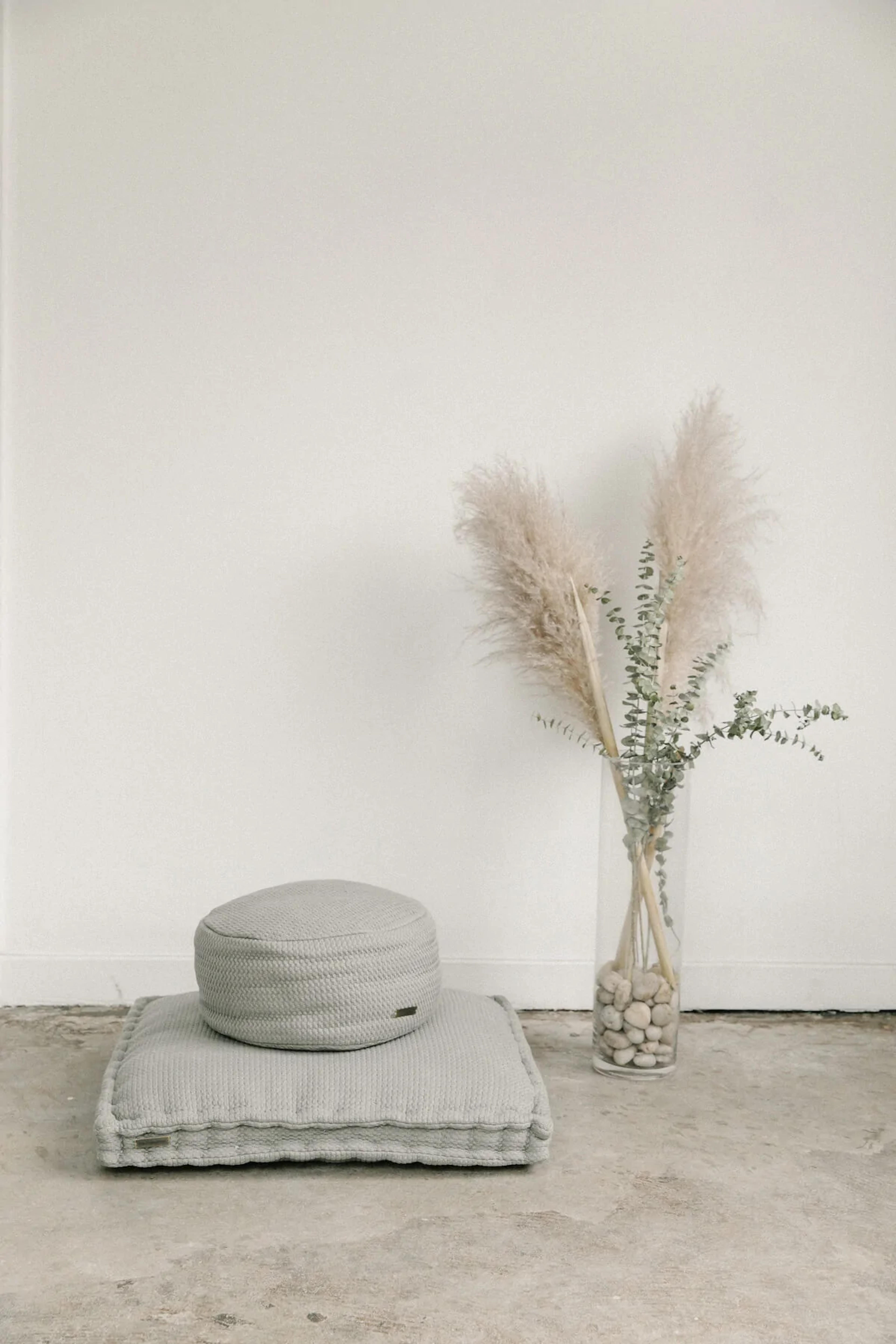 Cloud Grey Woven Meditation Sit Set