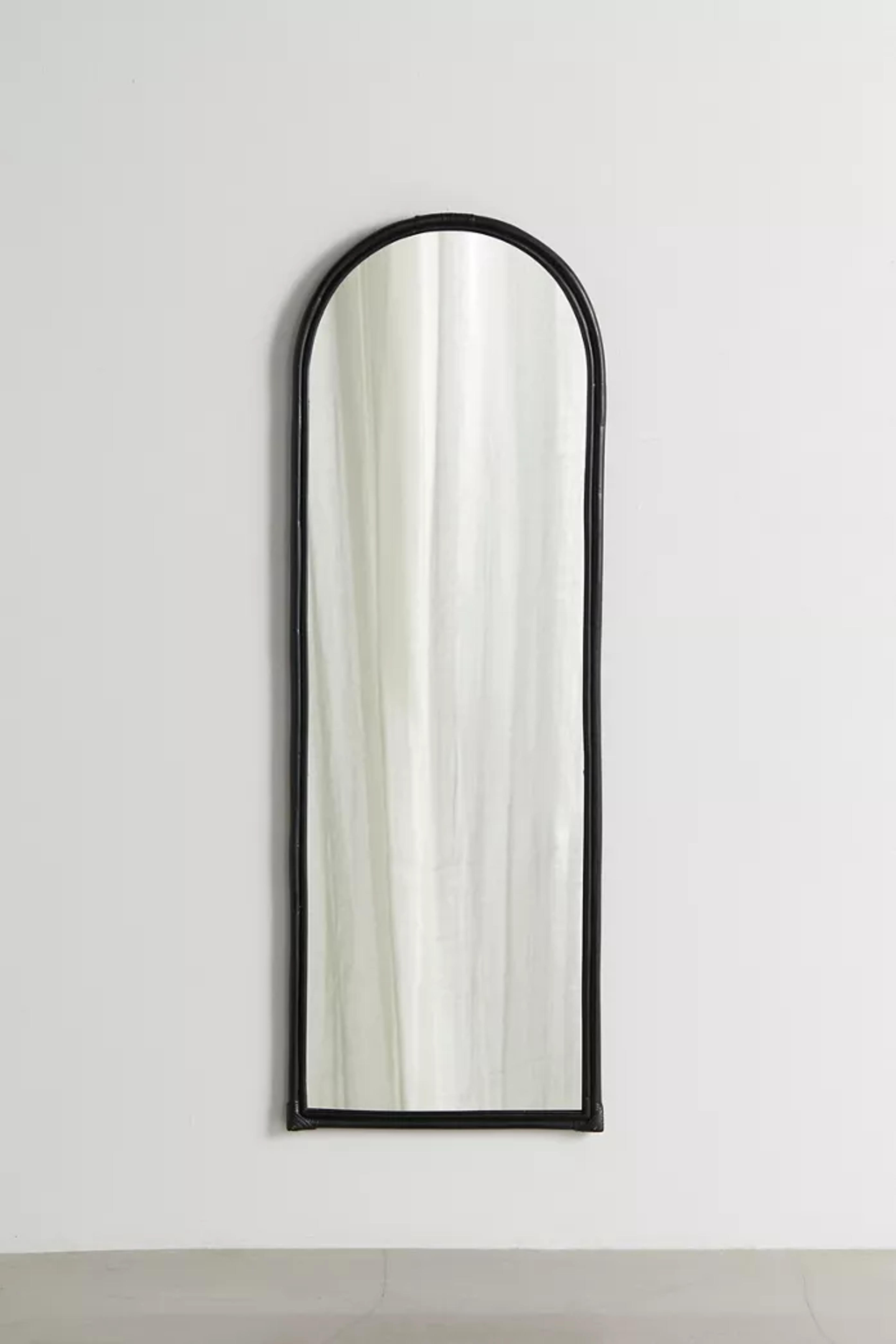 Margot Floor Mirror | Urban Outfitters