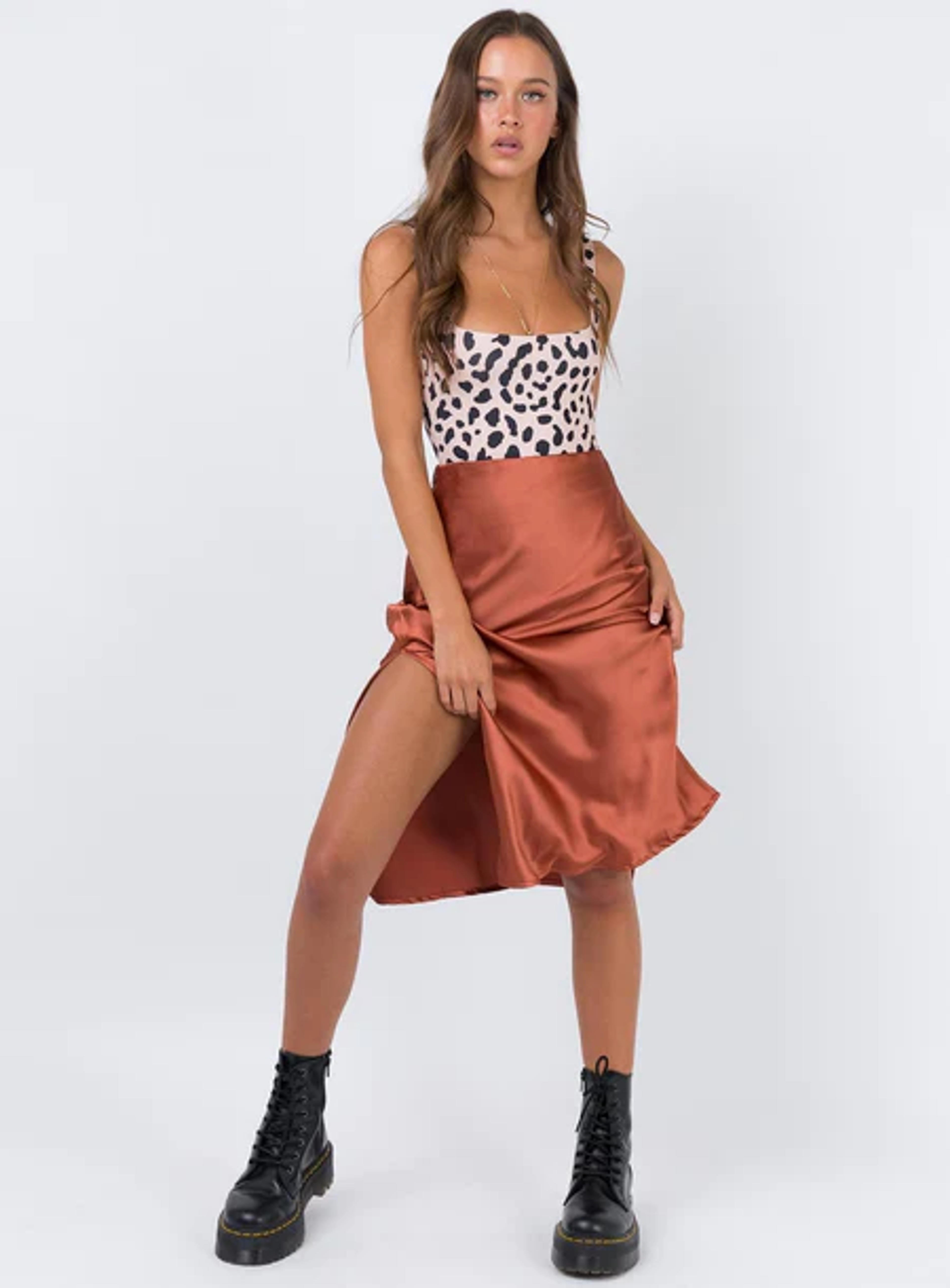 Cleo Lavoe Midi Skirt Rust