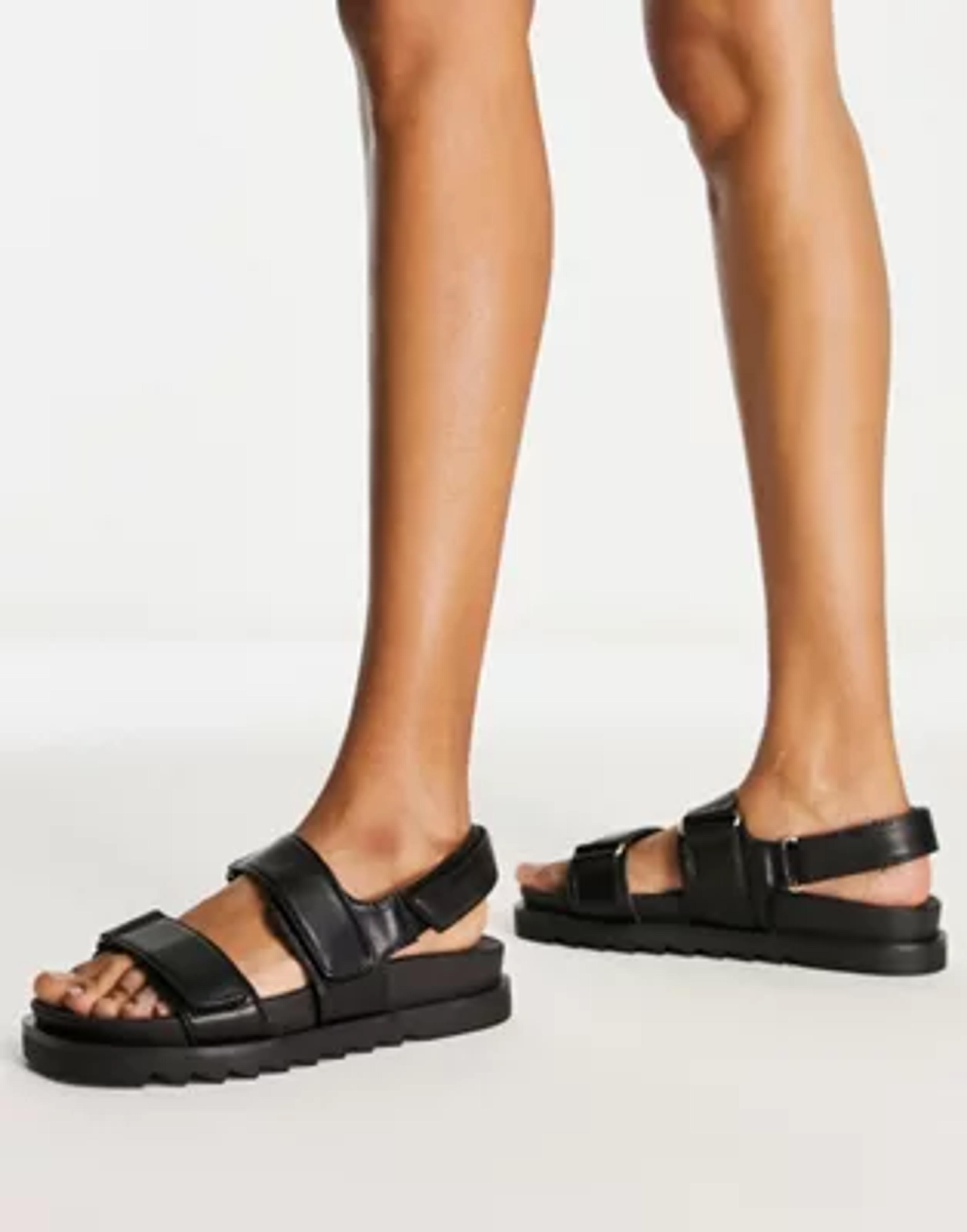 Stradivarius grandad sandal in black | ASOS