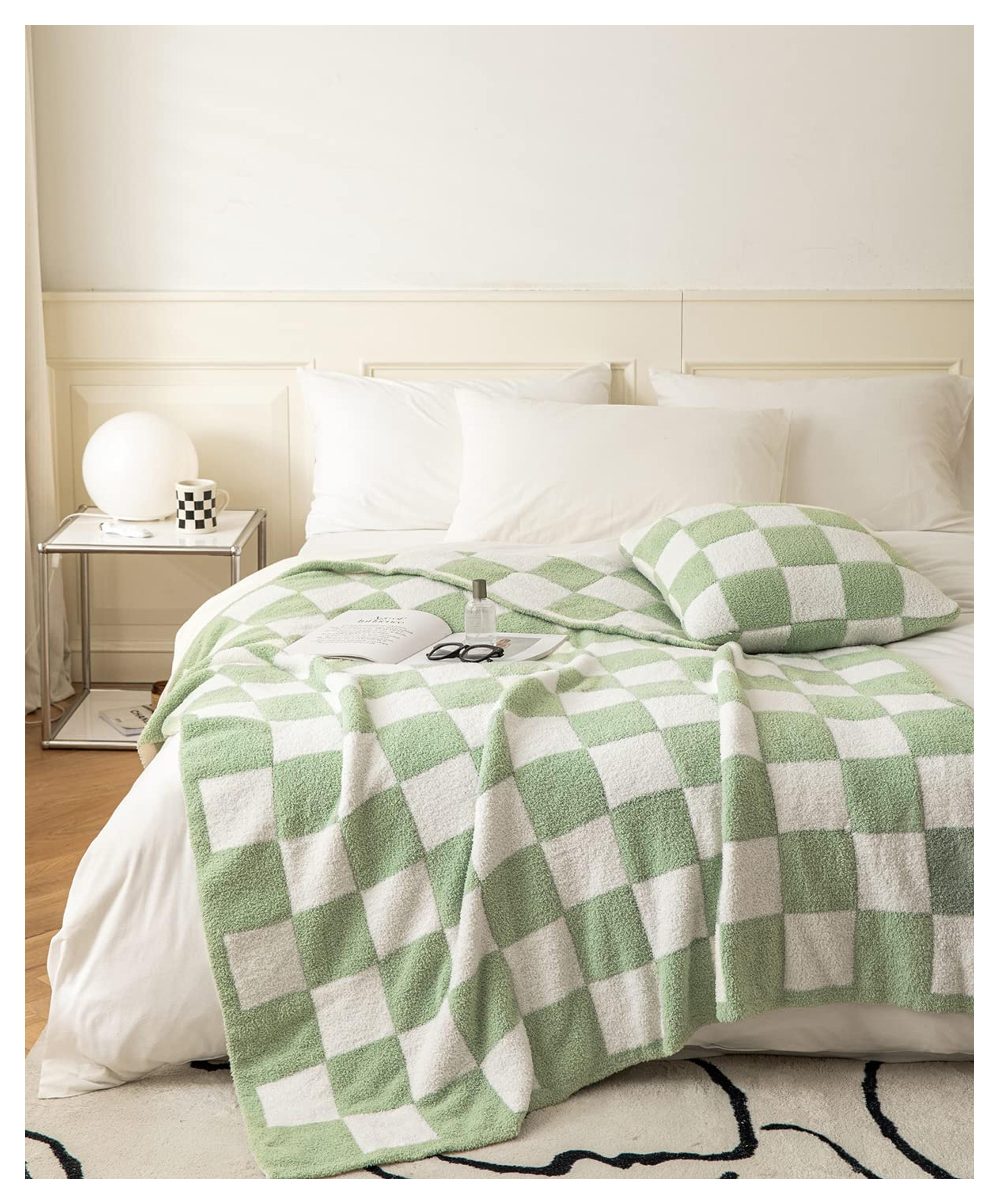 Ultra Soft Cozy Buffalo Checkerboard Grid Fluffy Microfiber Queen Size Bed Blanket Checkered Knitted Blanket Lightweight Fleece for Sofa Couch Bed Travel (Matcha, Queen：90"X90")