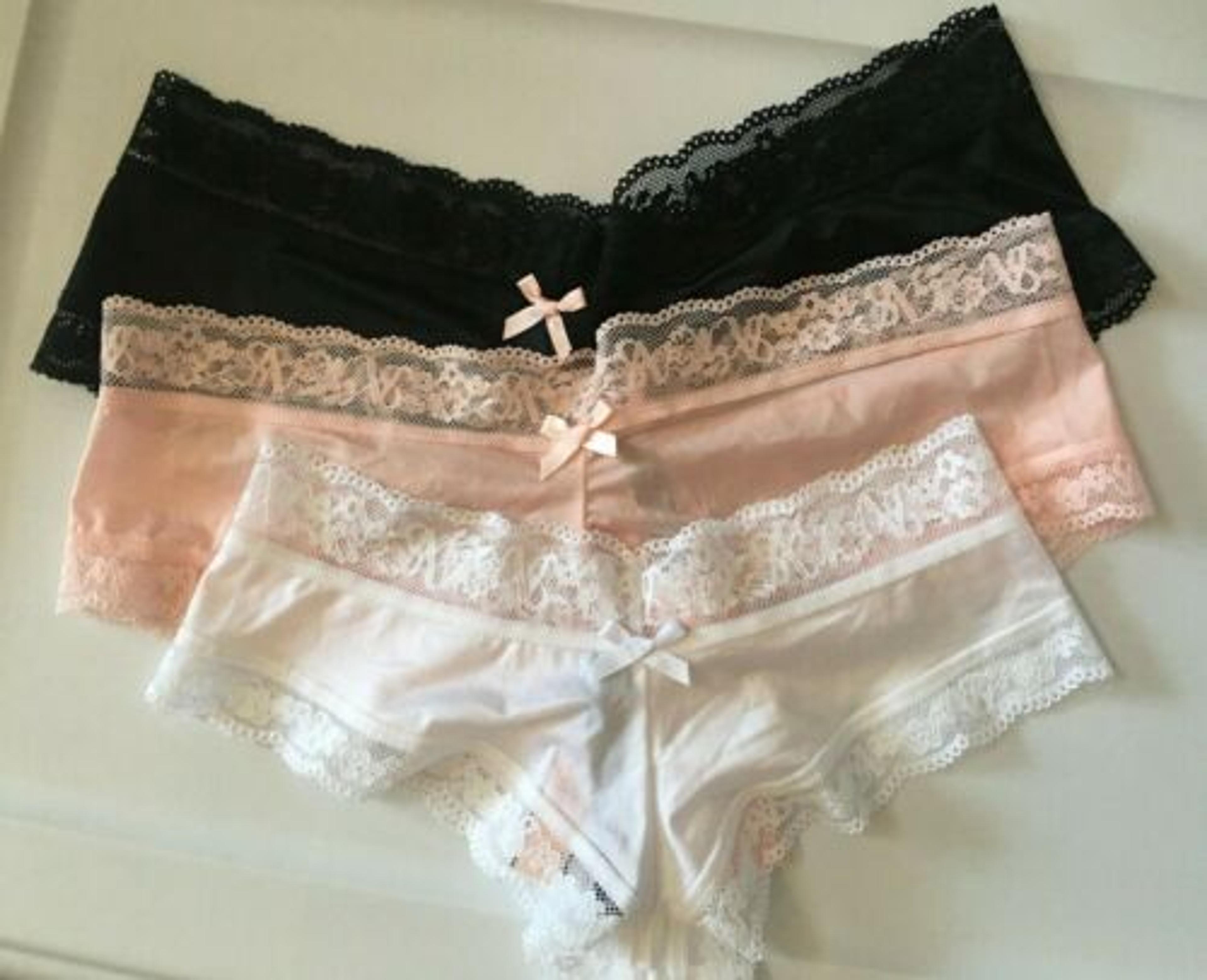 Victorias Secret Black-White-Pink Cheeky Panties Size XS-M  Silky Logo Lace Trim